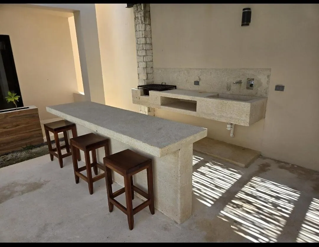 Rooftop Pool And Beach Access Playa del Carmen Apartment